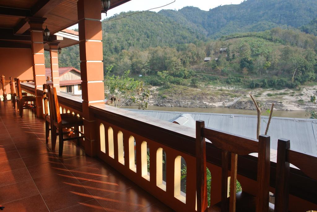 Bkc Villa Muang Pakbèng Eksteriør billede