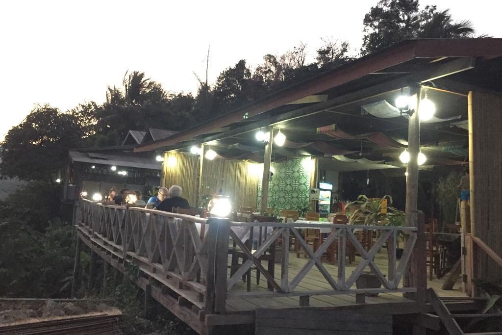 Bkc Villa Muang Pakbèng Eksteriør billede